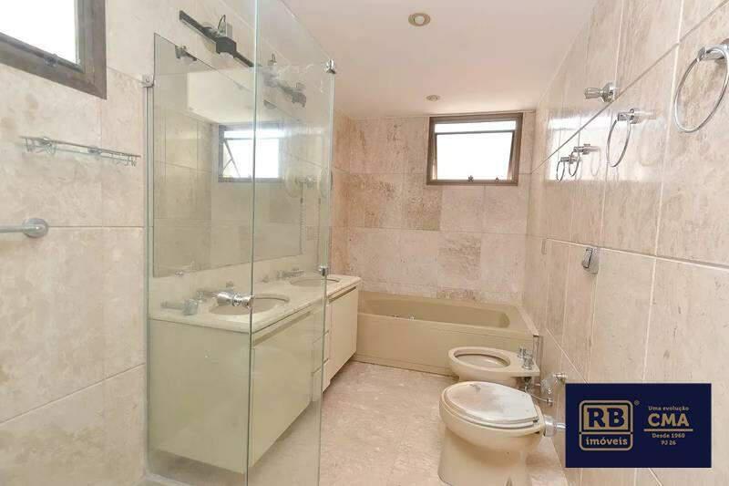 Apartamento, Funcionários, 4 Quartos, 3 Vagas, 2 Suítes