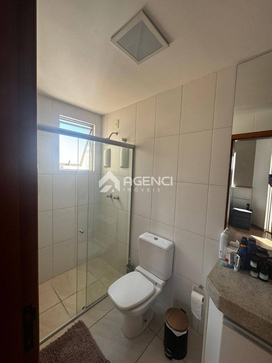 Apartamento, Castelo, 3 Quartos, 0 Vaga, 1 Suíte