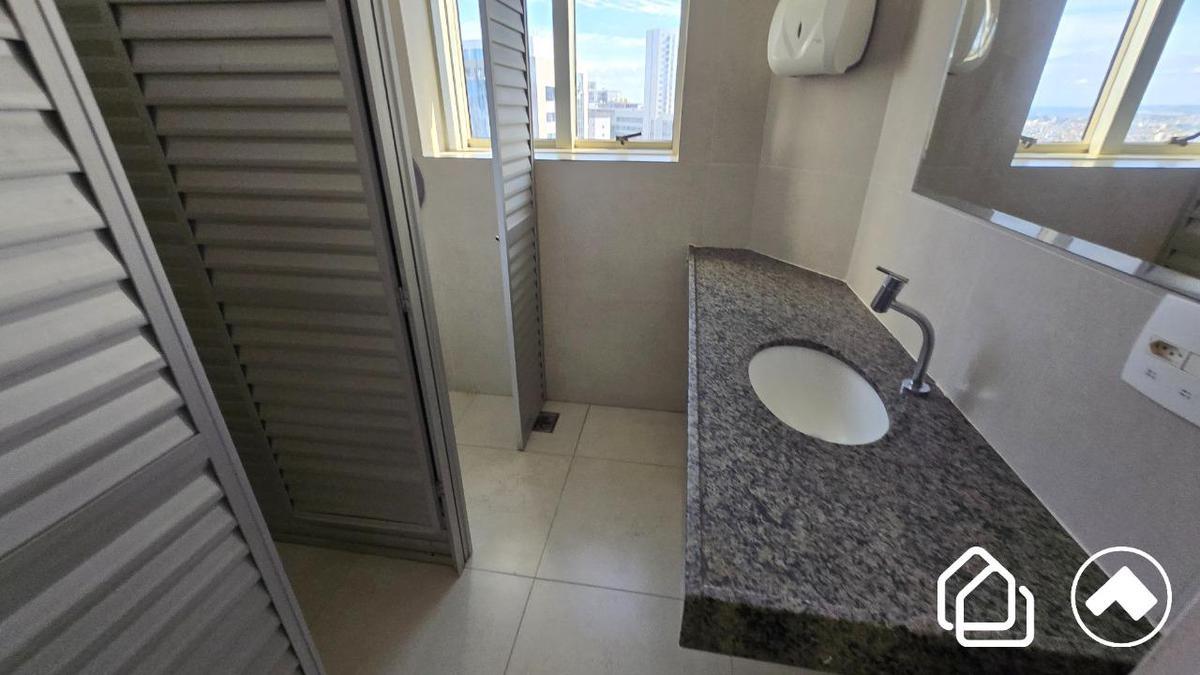 Sala, Estoril, 4 Vagas