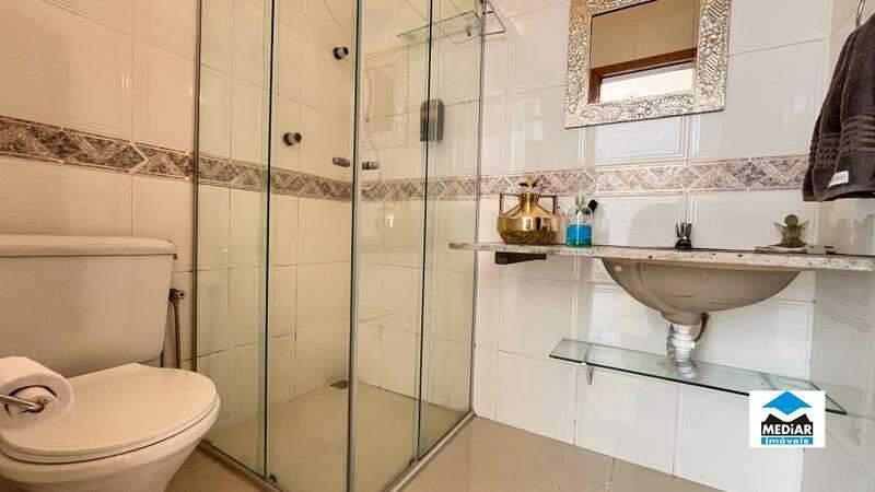 Casa, Buritis, 5 Quartos, 4 Vagas, 1 Suíte