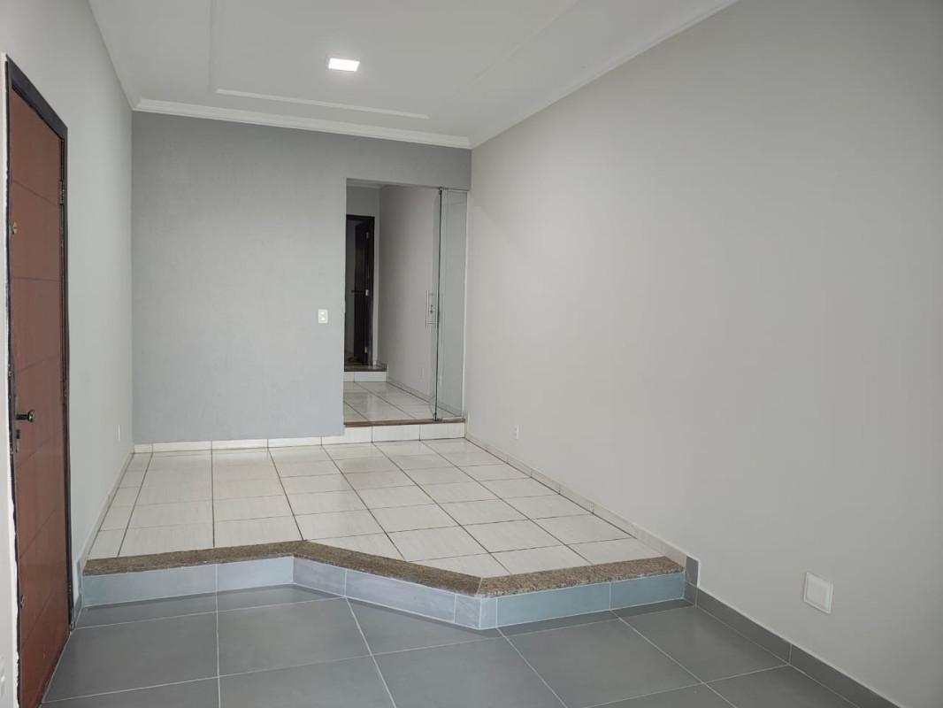 Casa, Santa Mônica, 3 Quartos, 2 Vagas, 1 Suíte