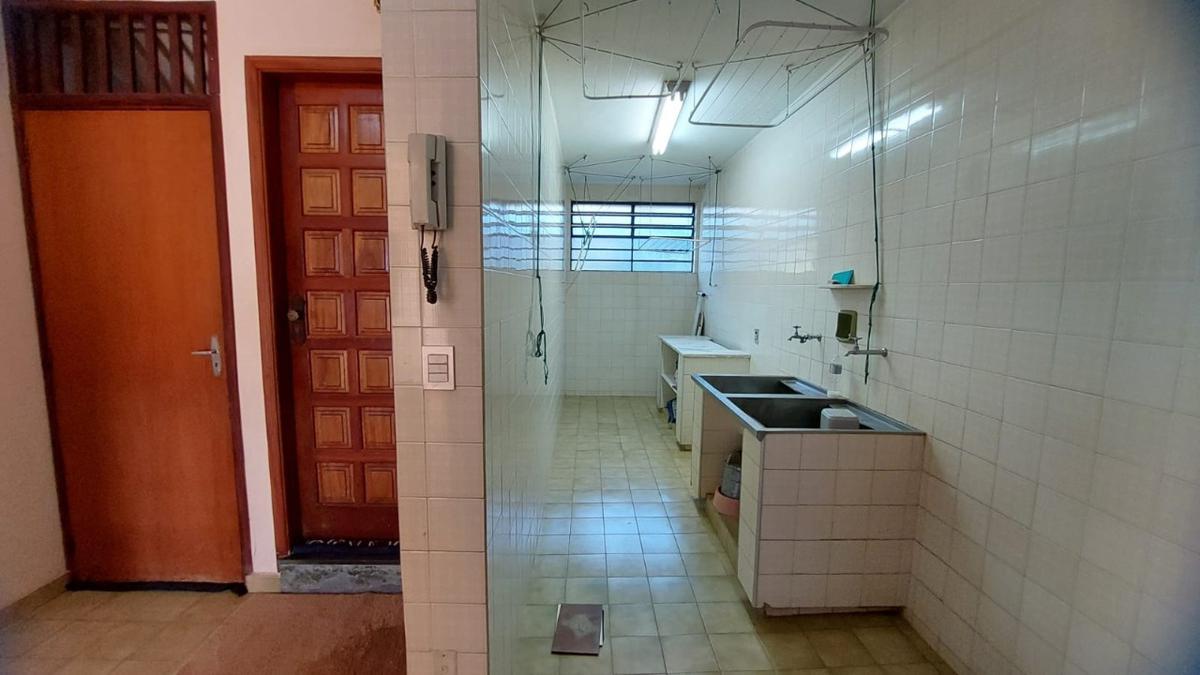 Casa, Vila Martins, 4 Quartos, 5 Vagas, 1 Suíte