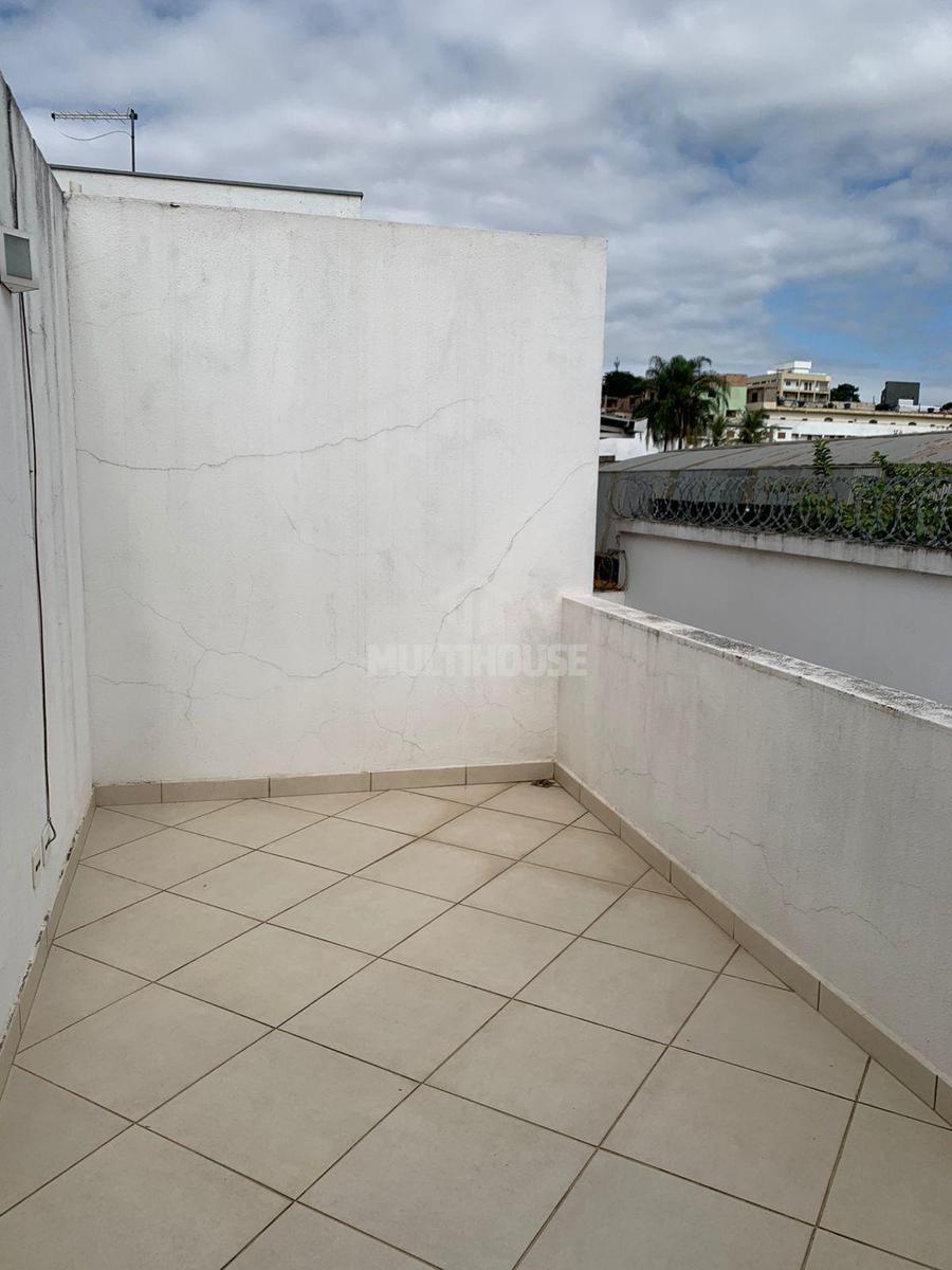 Casa, Xangri-lá, 2 Quartos, 4 Vagas, 1 Suíte