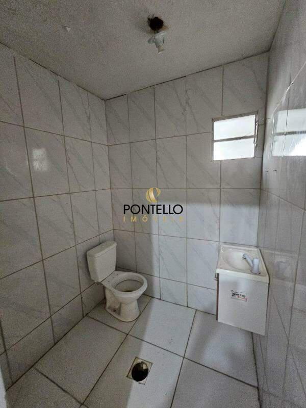 Casa, Esperança, 4 Quartos, 2 Vagas, 1 Suíte