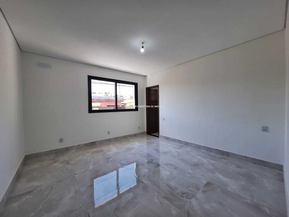 Casa, Flamengo, 3 Quartos, 3 Vagas, 2 Suítes