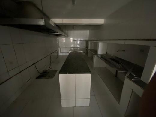 Casa Comercial, Funcionários, 1 Quarto