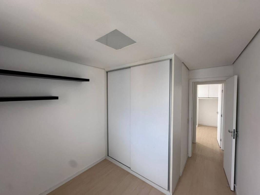 Apartamento, Sagrada Família, 3 Quartos, 2 Vagas, 1 Suíte