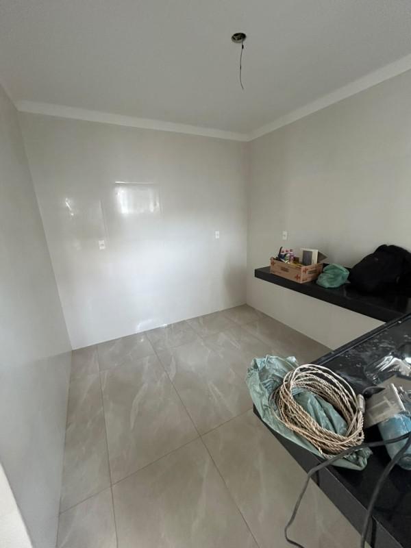 Casa, Centro, 3 Quartos, 2 Vagas, 1 Suíte