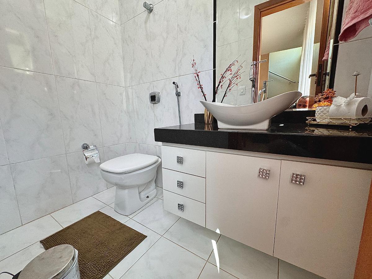 Casa, Santa Amélia, 3 Quartos, 4 Vagas, 1 Suíte