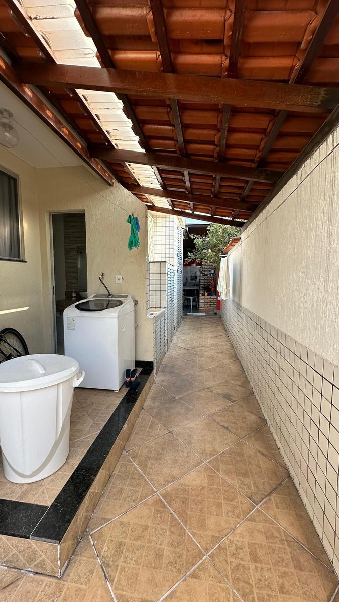 Casa Comercial, Alípio de Melo, 3 Quartos, 10 Vagas, 1 Suíte