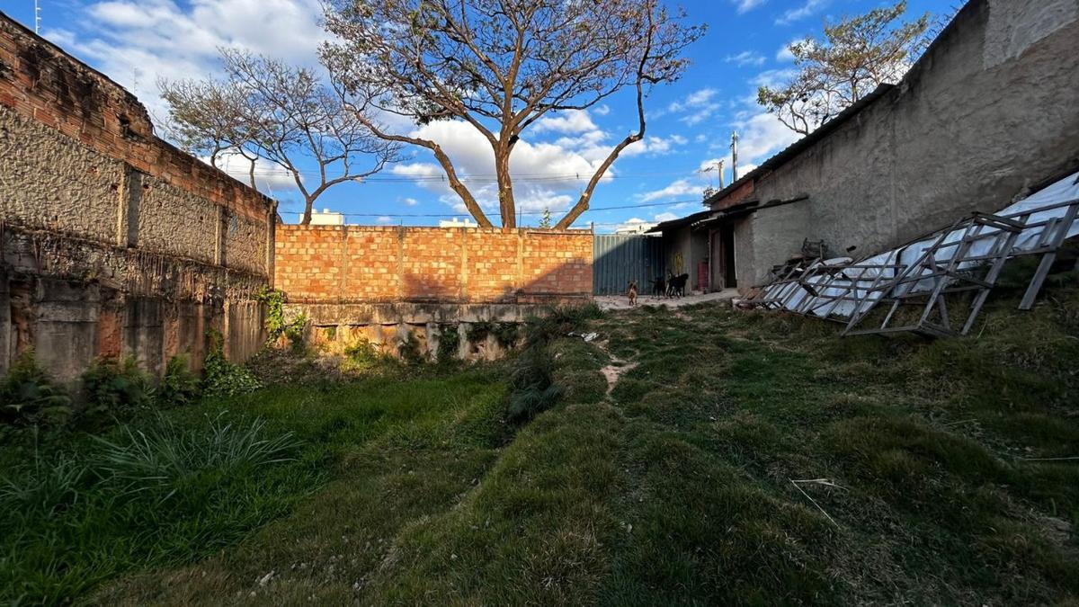 Lote, Castelo, 0 Quarto, 0 Vaga