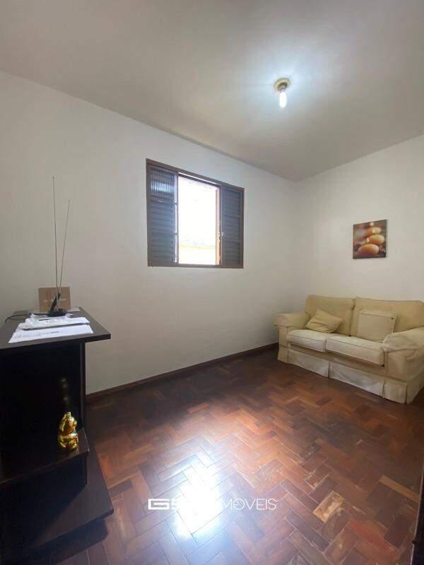 Casa, Santa Inês, 3 Quartos, 2 Vagas, 1 Suíte