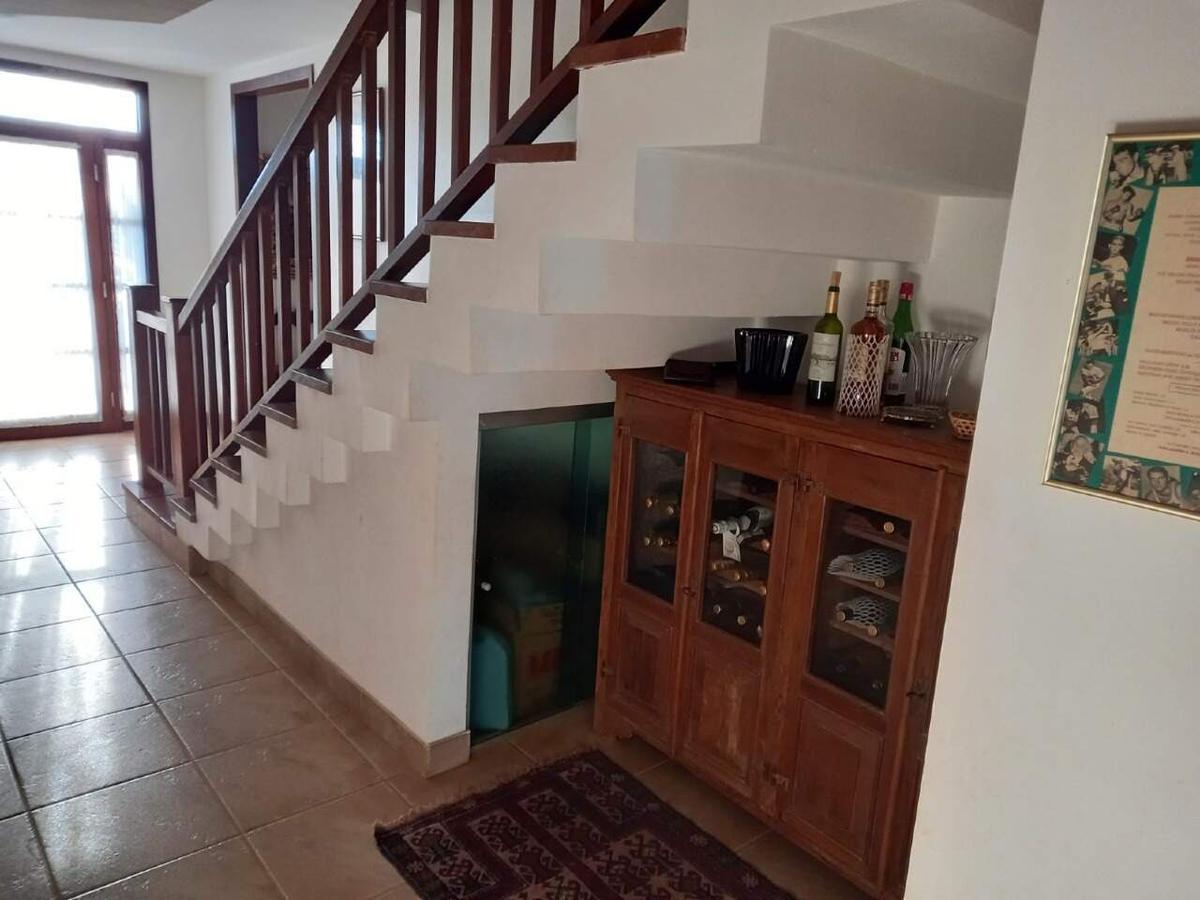 Casa em Condomínio, Alphaville, 6 Quartos, 5 Vagas, 2 Suítes