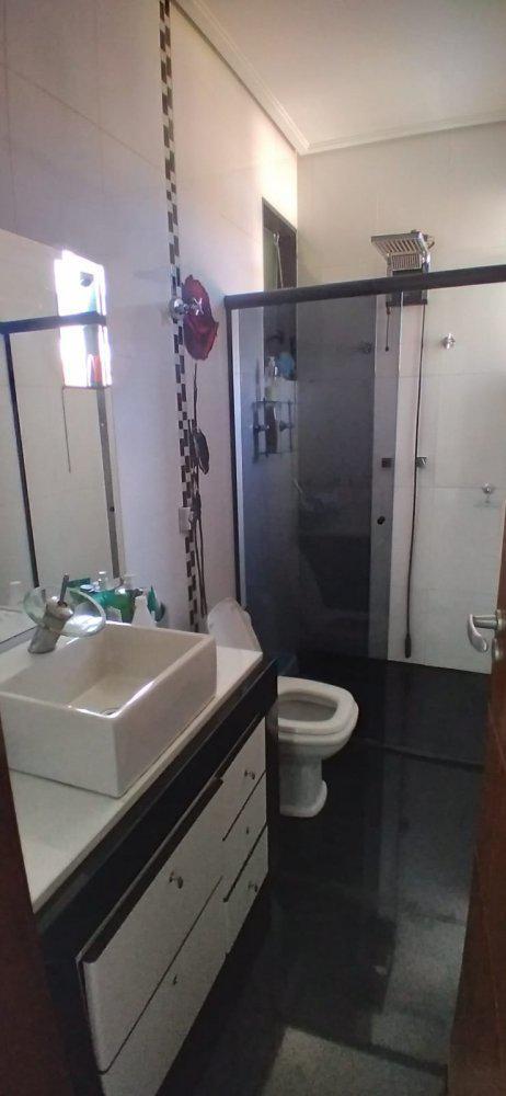 Casa, Jardim Riacho das Pedras, 3 Quartos, 6 Vagas, 1 Suíte