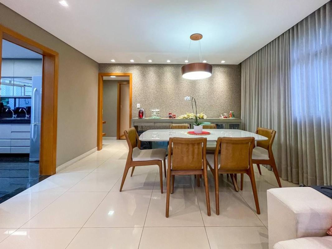 Apartamento, Castelo, 4 Quartos, 2 Vagas, 2 Suítes