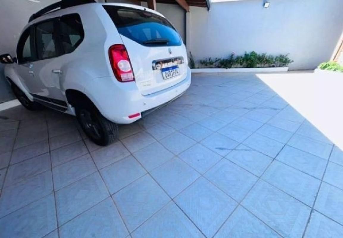 Casa, Céu Azul, 3 Quartos, 5 Vagas, 1 Suíte