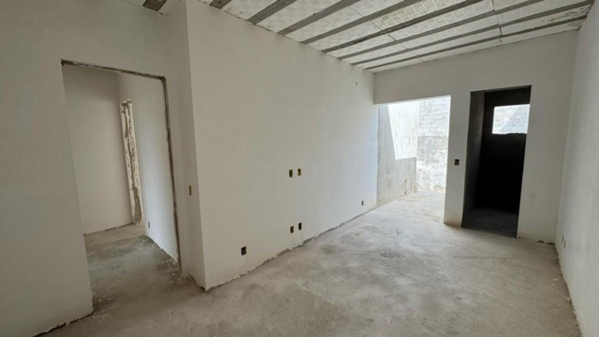 Casa, Cabral, 3 Quartos, 4 Vagas, 3 Suítes