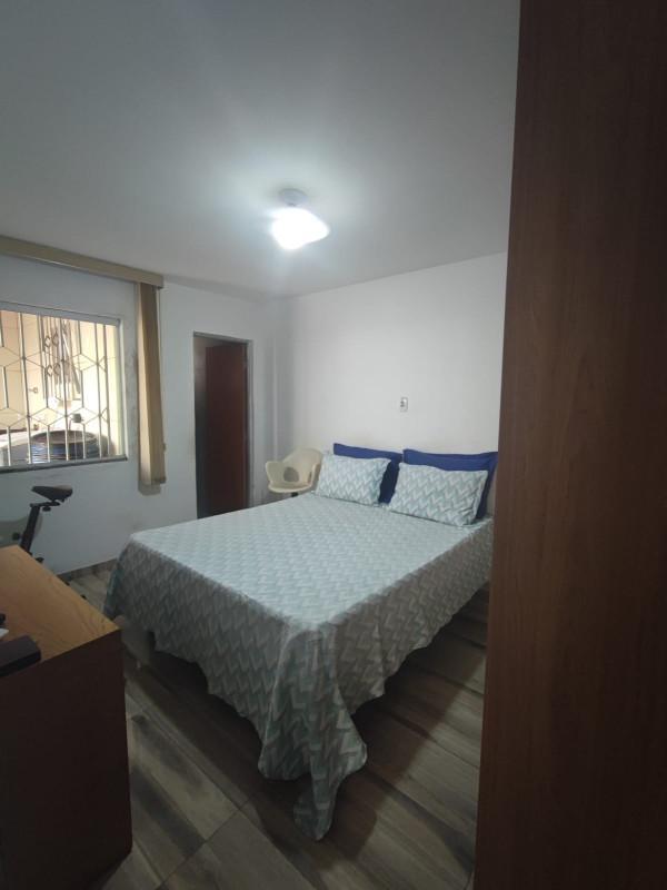 Casa, Industrial, 3 Quartos, 2 Vagas, 1 Suíte