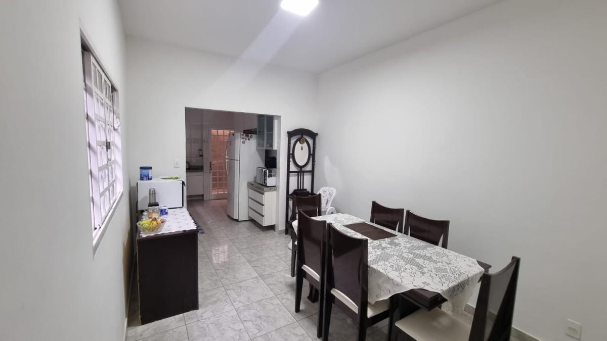 Casa, Eymard, 3 Quartos, 4 Vagas, 1 Suíte