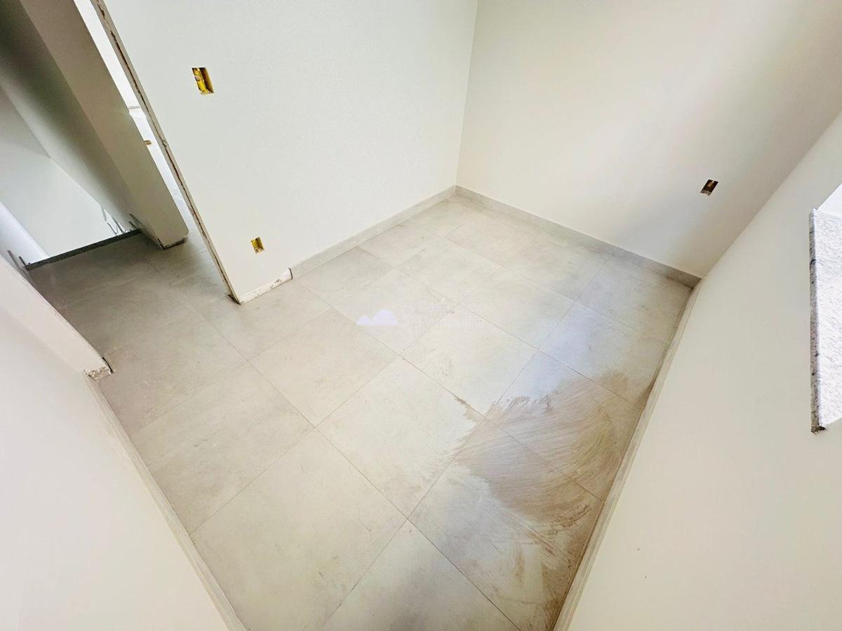 Casa, Planalto, 2 Quartos, 1 Vaga, 1 Suíte