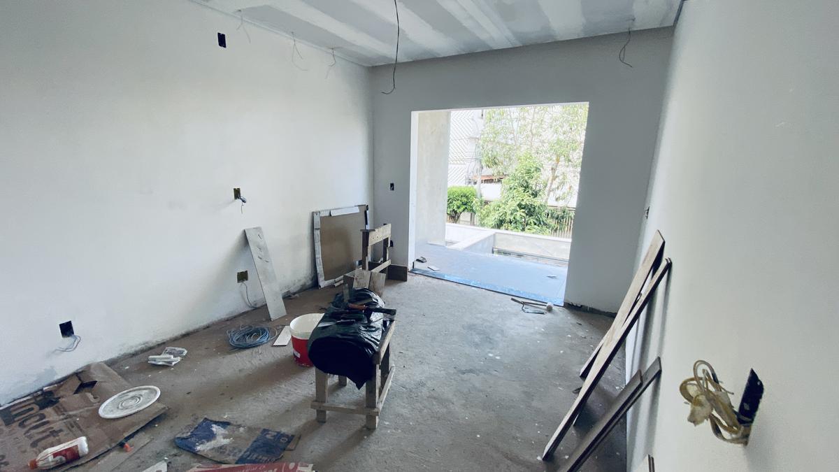 Casa, Paquetá, 3 Quartos, 2 Vagas, 2 Suítes