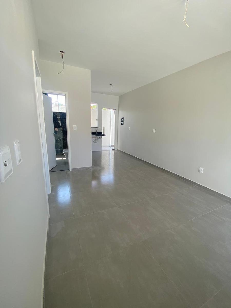 Casa, Centro, 2 Quartos, 2 Vagas