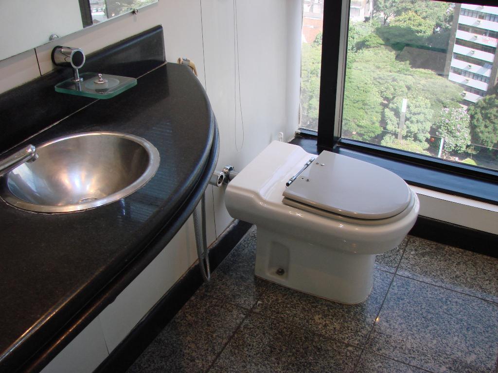 Sala, Funcionários