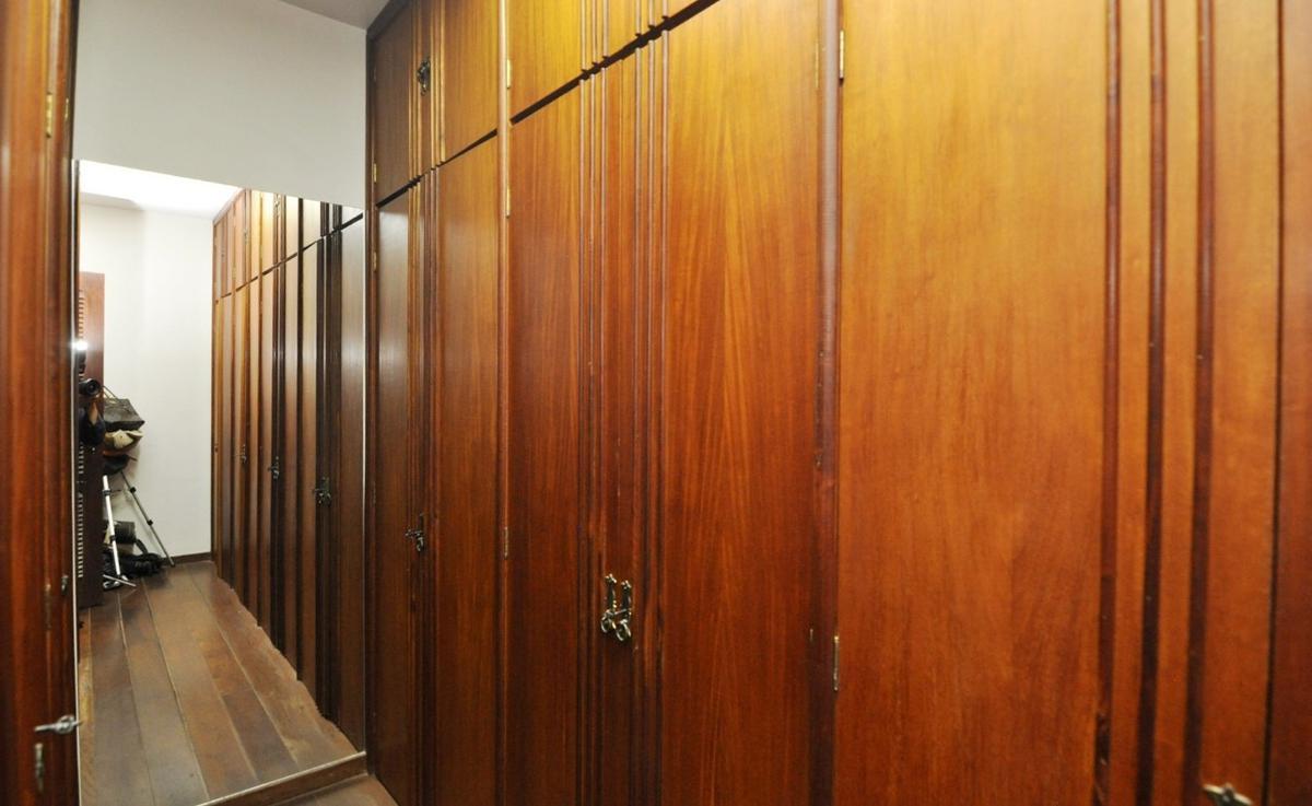 Casa, São Luiz (pampulha), 6 Quartos, 8 Vagas, 2 Suítes
