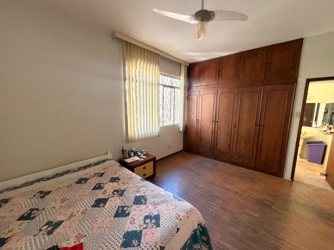 Casa, Anchieta, 5 Quartos, 3 Vagas, 1 Suíte
