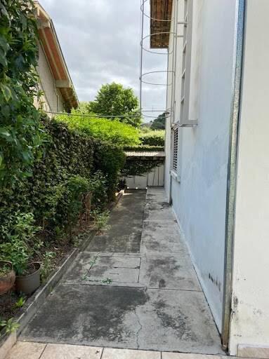 Casa, Funcionários, 4 Quartos, 5 Vagas, 2 Suítes