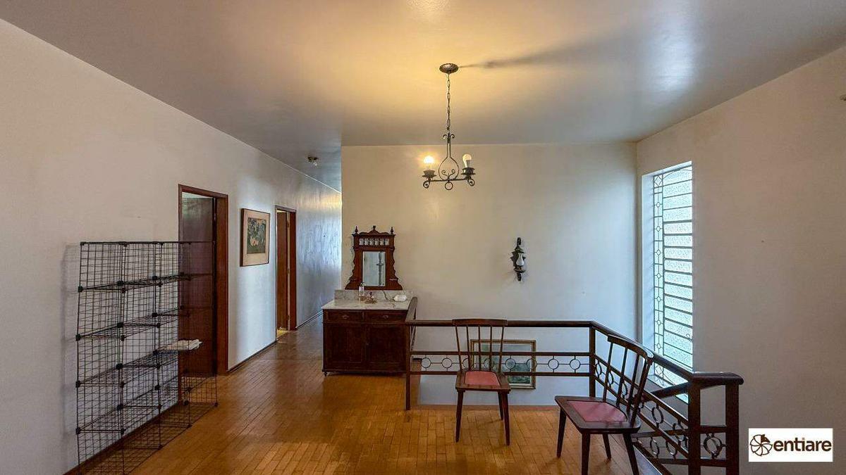 Casa, Sion, 4 Quartos, 2 Vagas, 3 Suítes