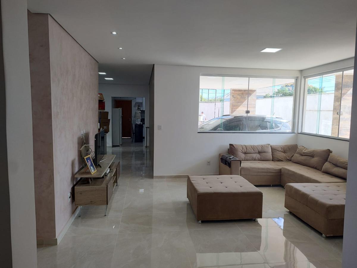 Casa, Cidade Praia Angélica I, 4 Quartos, 6 Vagas, 4 Suítes
