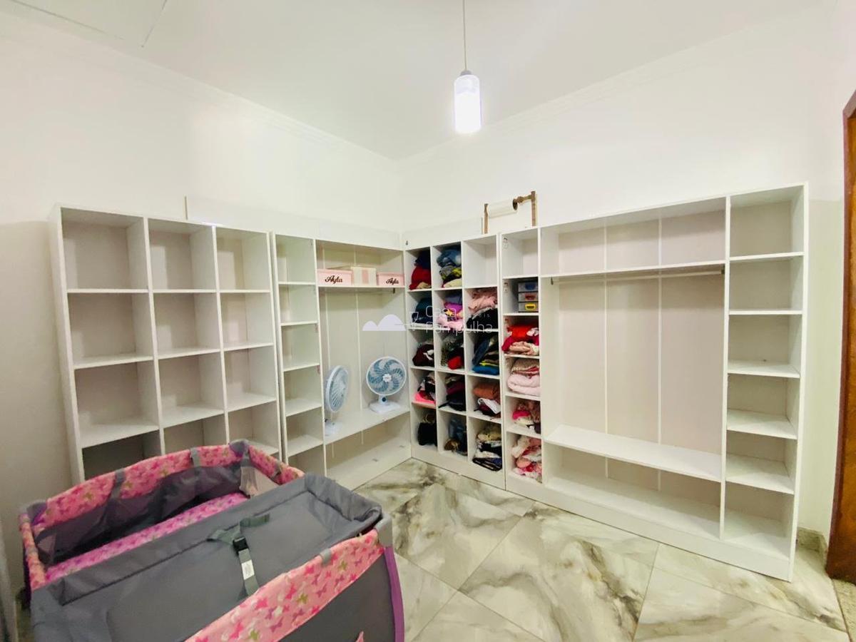 Casa, Condomínio Trilhas do Sol, 3 Quartos, 2 Vagas, 1 Suíte