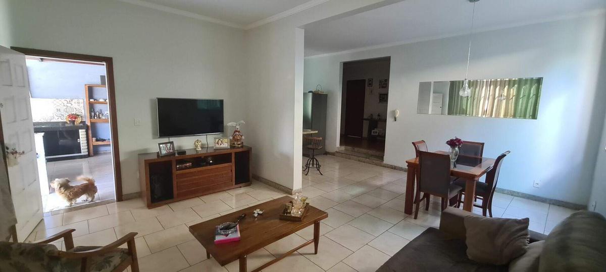Casa, Barreiro do Amaral, 3 Quartos, 1 Vaga, 1 Suíte