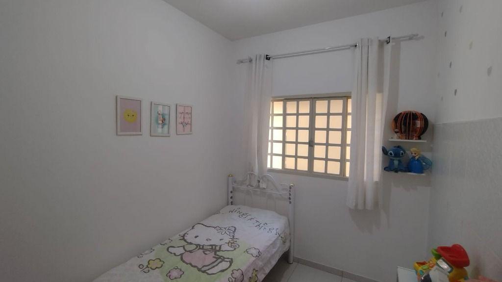 Casa, Paciência, 3 Quartos, 1 Vaga