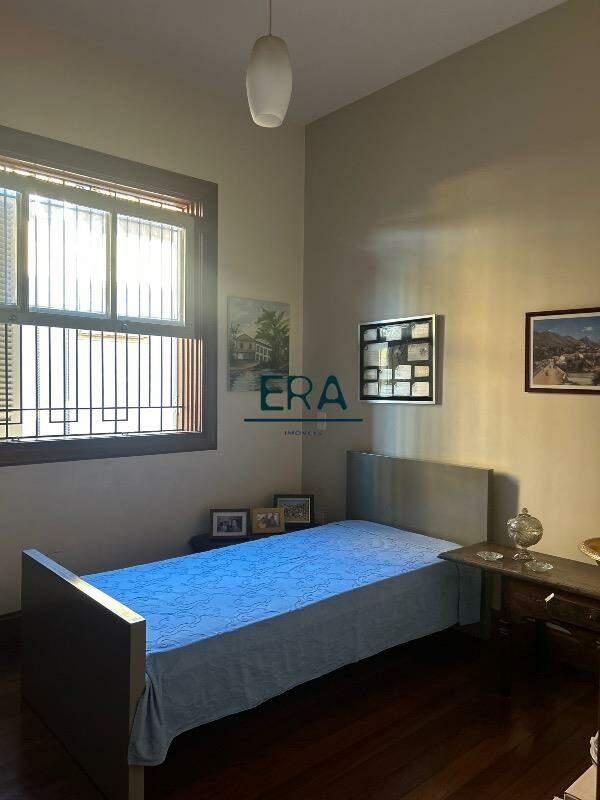 Casa, Belvedere, 4 Quartos, 0 Vaga, 1 Suíte