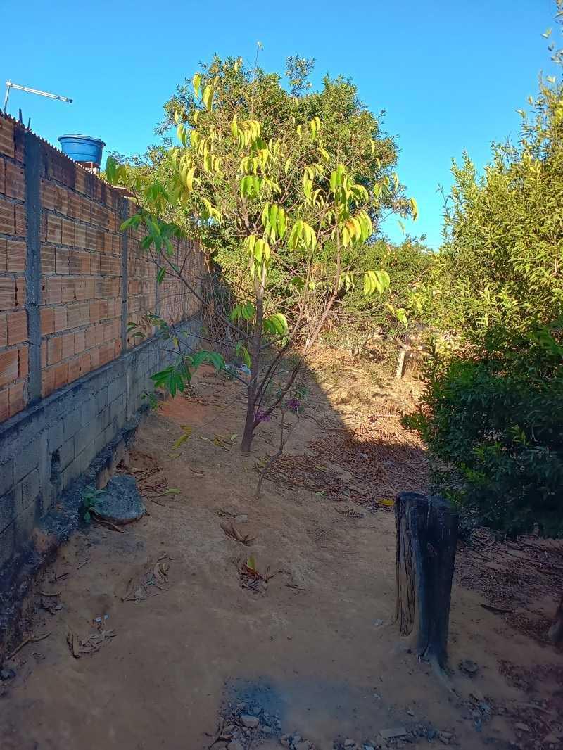 Casa, Vila Militar, 2 Quartos, 0 Vaga, 1 Suíte