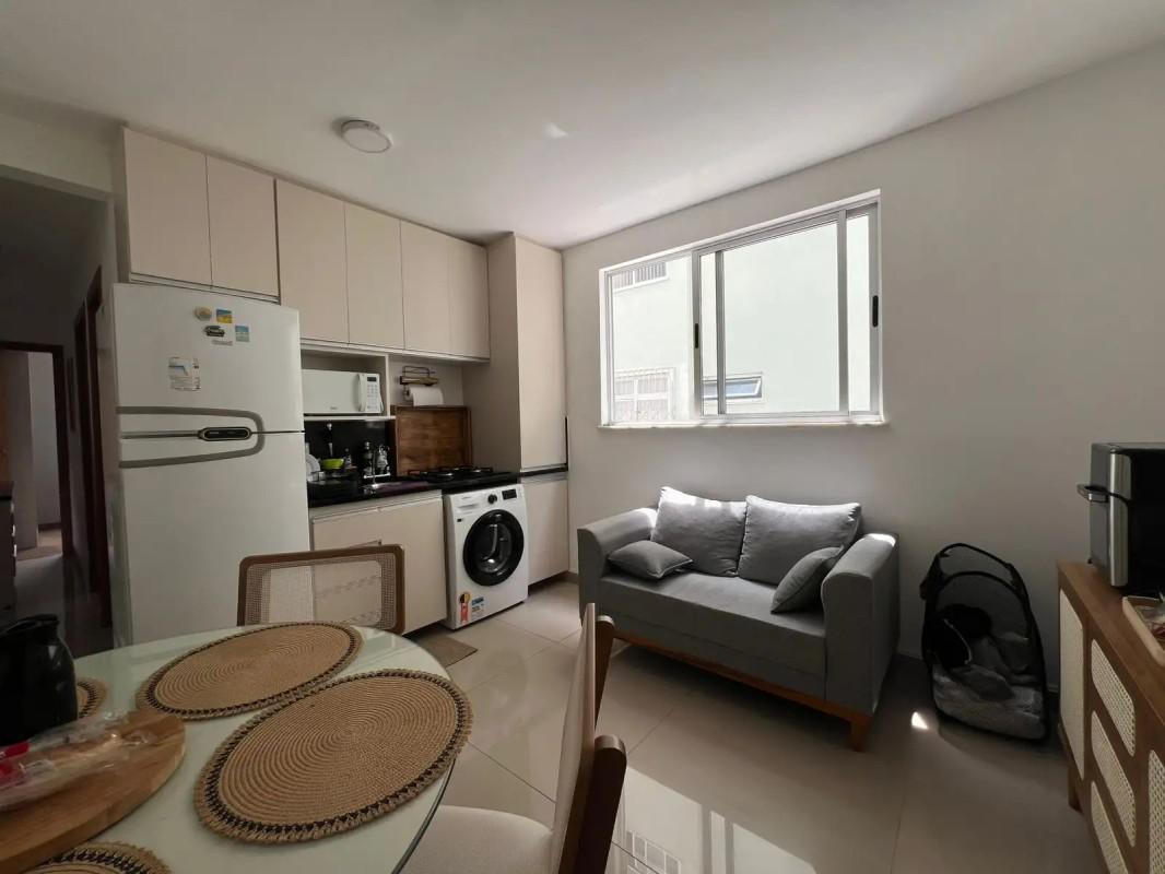 Apartamento, Sagrada Família, 2 Quartos, 1 Vaga