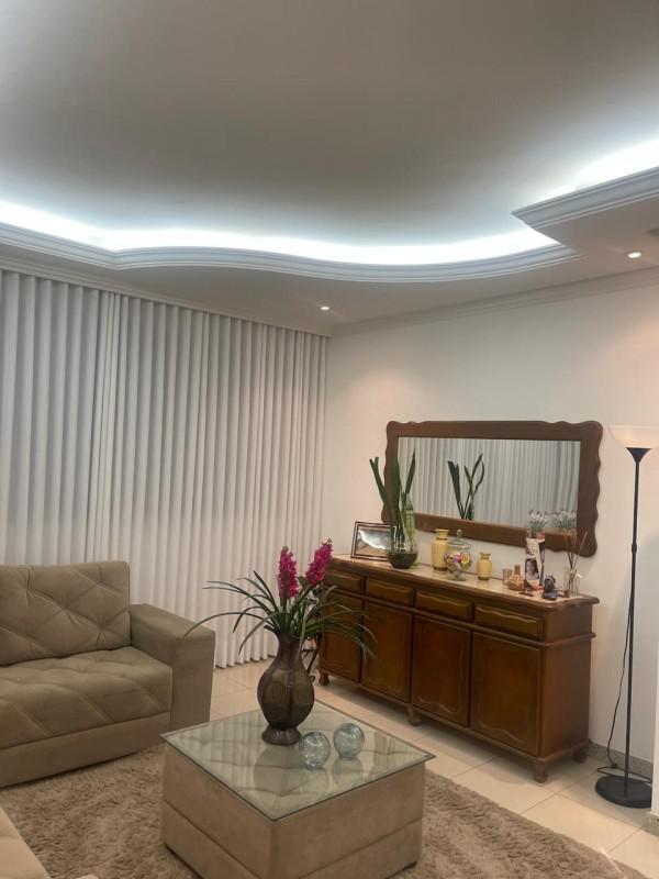 Apartamento, Castelo, 3 Quartos, 0 Vaga, 1 Suíte