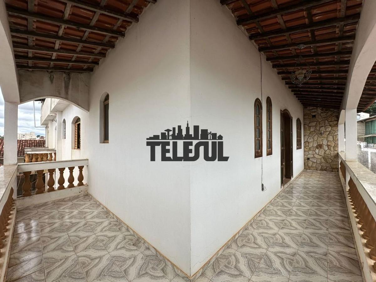 Casa, Vila Registânea, 3 Quartos, 5 Vagas, 1 Suíte