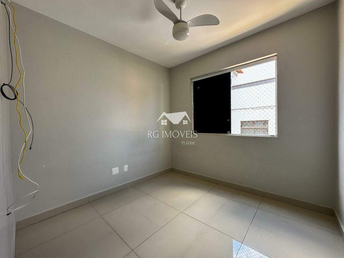 Apartamento, Miramar (barreiro), 3 Quartos, 2 Vagas, 1 Suíte