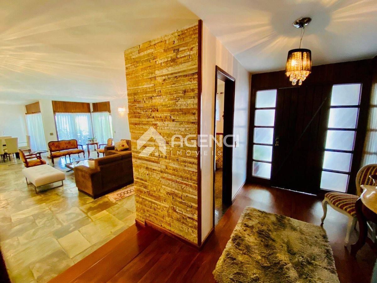 Casa, Bandeirantes (pampulha), 4 Quartos, 0 Vaga, 1 Suíte