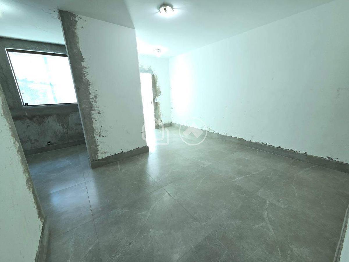 Casa, Buritis, 3 Quartos, 4 Vagas, 2 Suítes