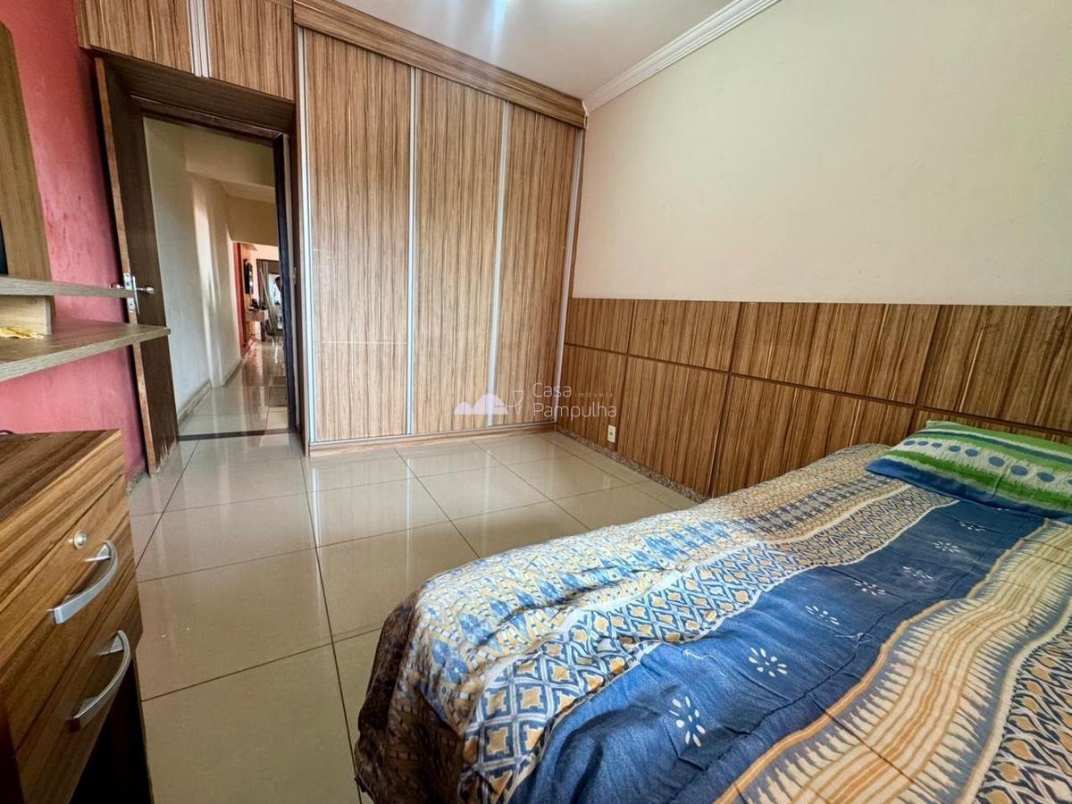 Casa, Mantiqueira, 4 Quartos, 12 Vagas, 1 Suíte