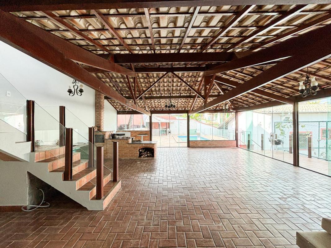Casa, Braúnas, 4 Quartos, 4 Vagas, 1 Suíte
