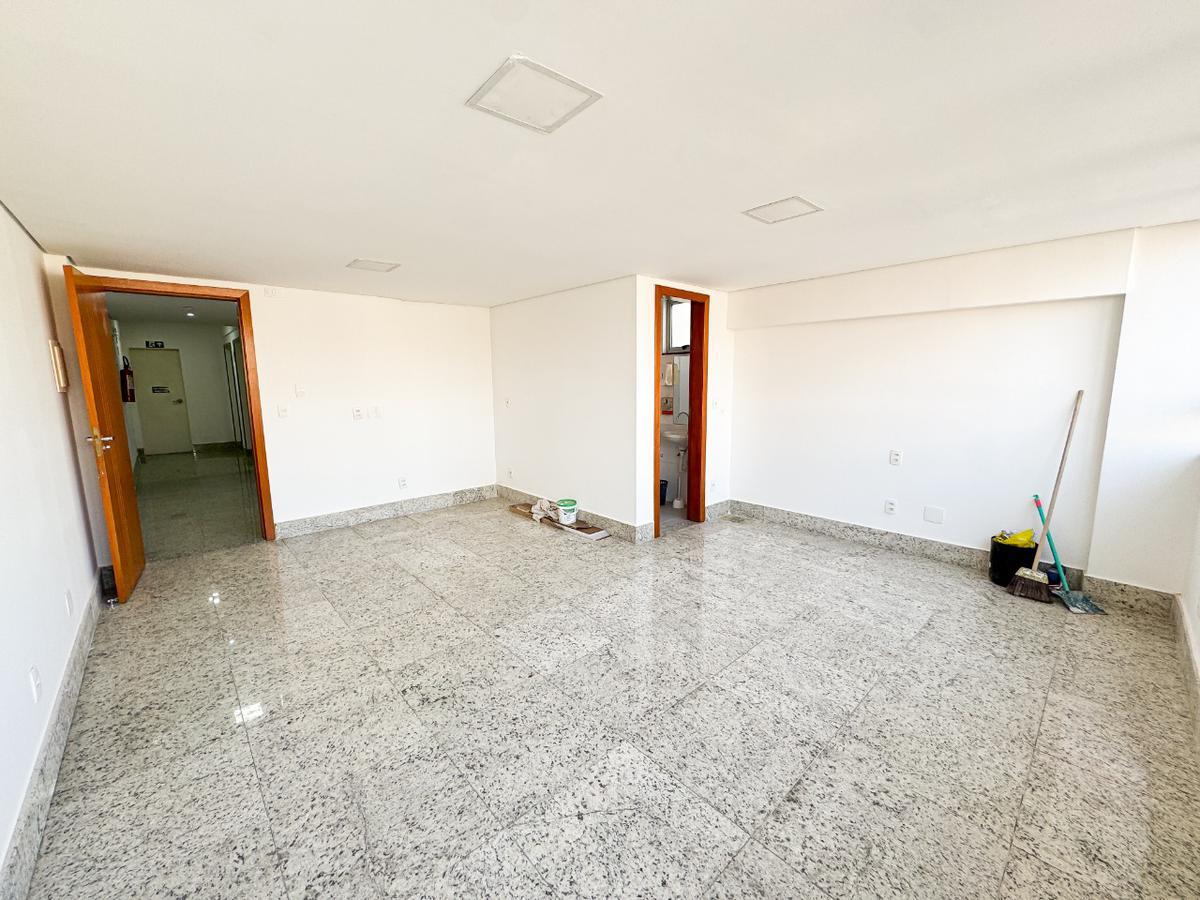 Sala, Ouro Preto, 0 Quarto, 1 Vaga