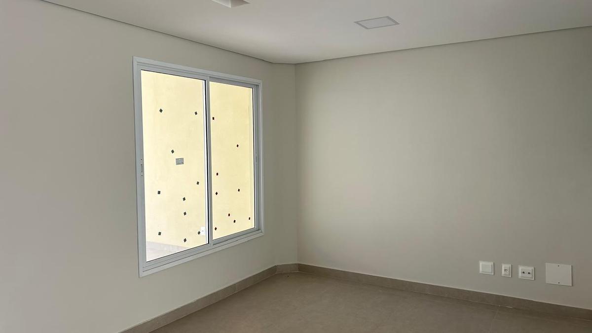 Casa, Nova Floresta, 4 Quartos, 3 Vagas, 2 Suítes