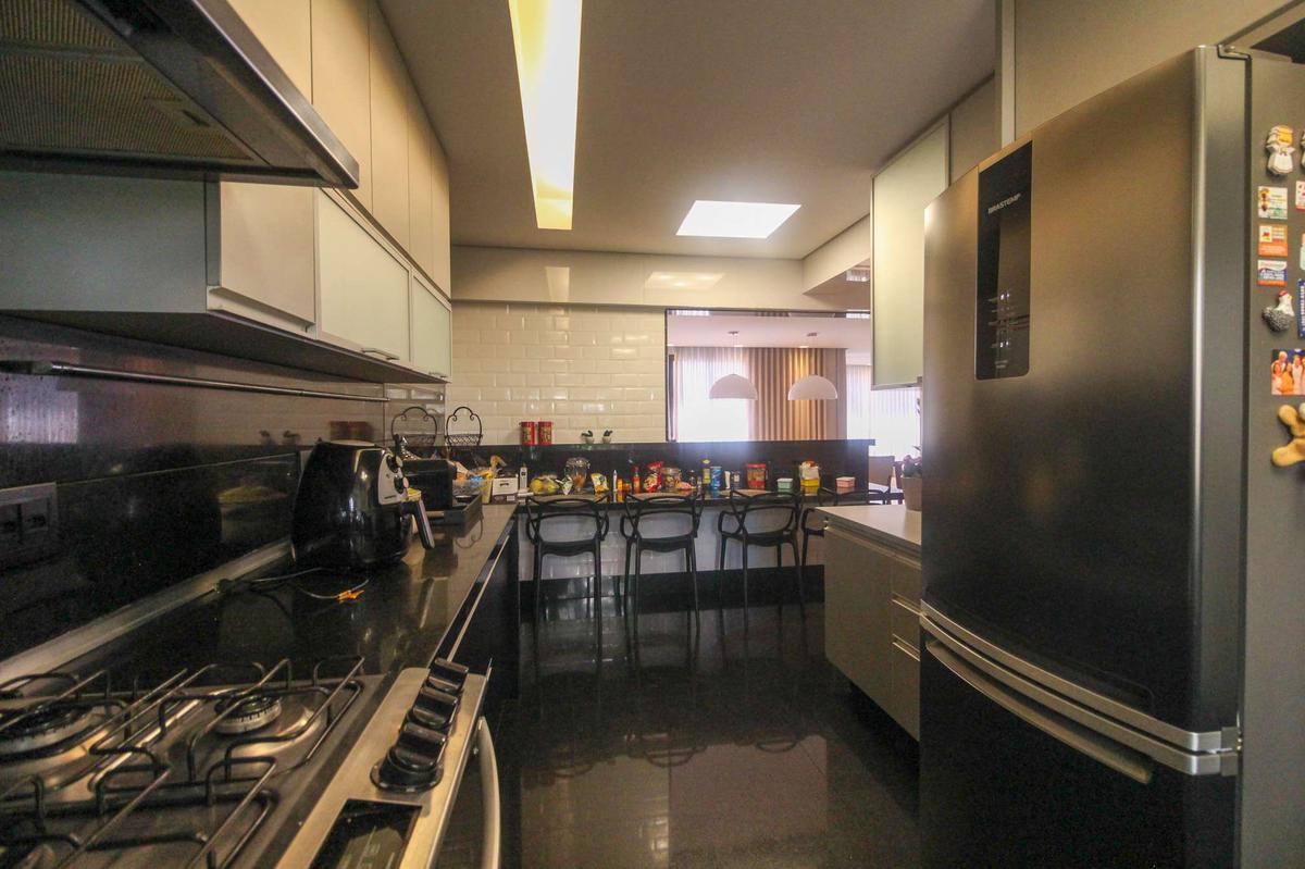 Apartamento, Gutierrez, 4 Quartos, 3 Vagas, 2 Suítes