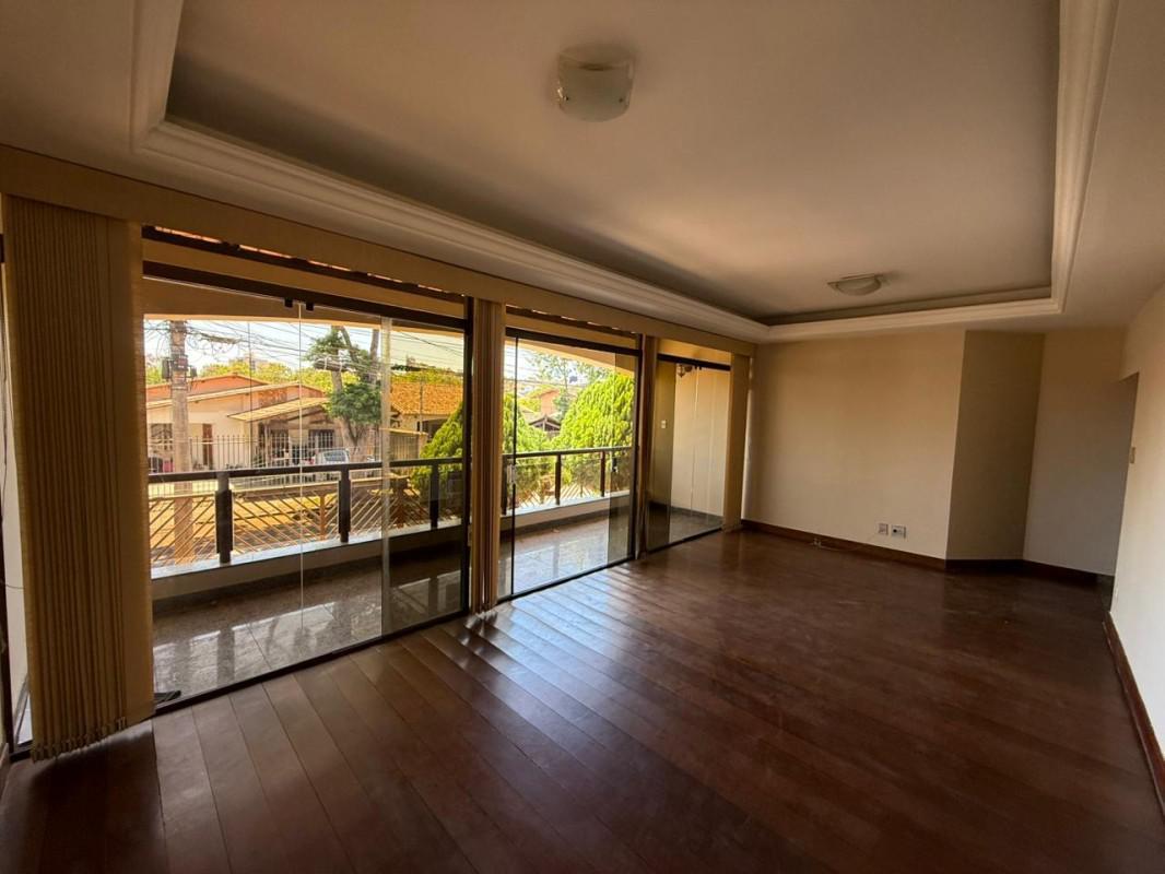 Casa, Itapoã, 5 Quartos, 4 Vagas, 3 Suítes