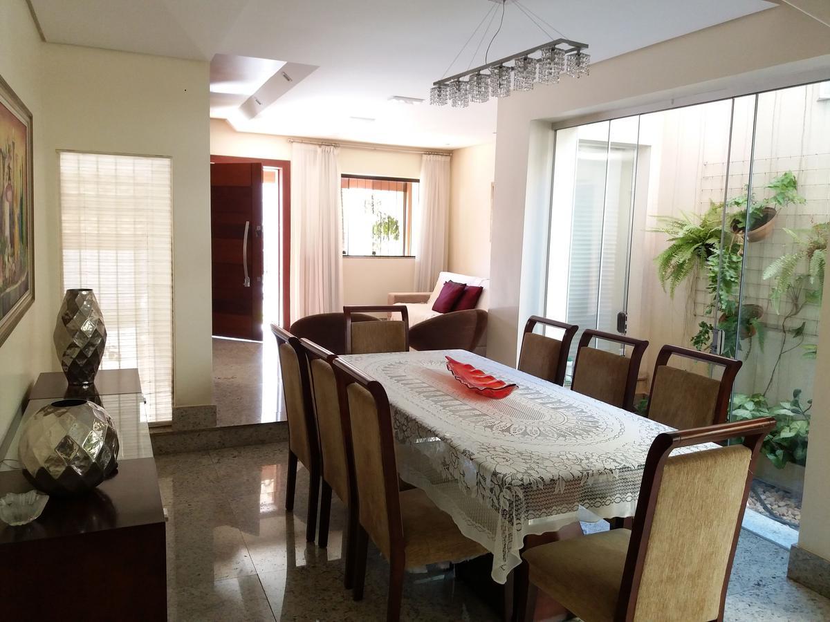 Casa, Colégio Batista, 4 Quartos, 4 Vagas, 2 Suítes